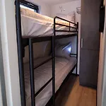 Bådhotel Houseboat Mookerplas With A View Middelaar