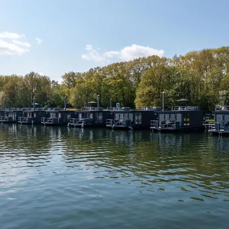 Houseboat Mookerplas With A View