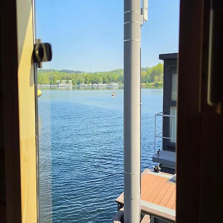 بوتيل Houseboat Mookerplas With A View