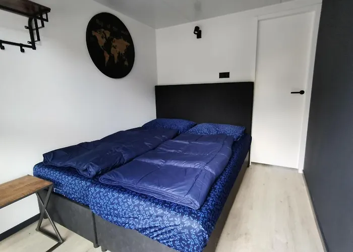 Houseboat Mookerplas With A View *