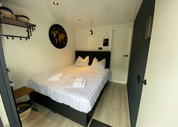 Houseboat Mookerplas With A View Botel Middelaar